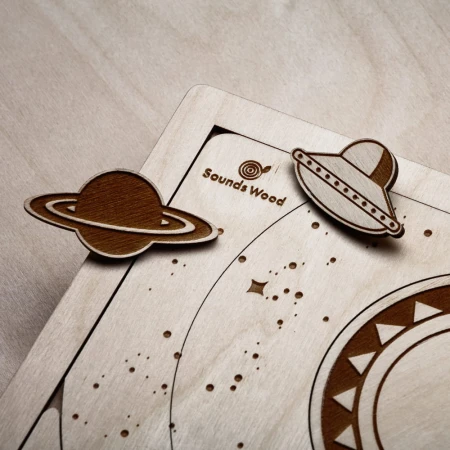 kosmos-w-drewnie-sounds-wood